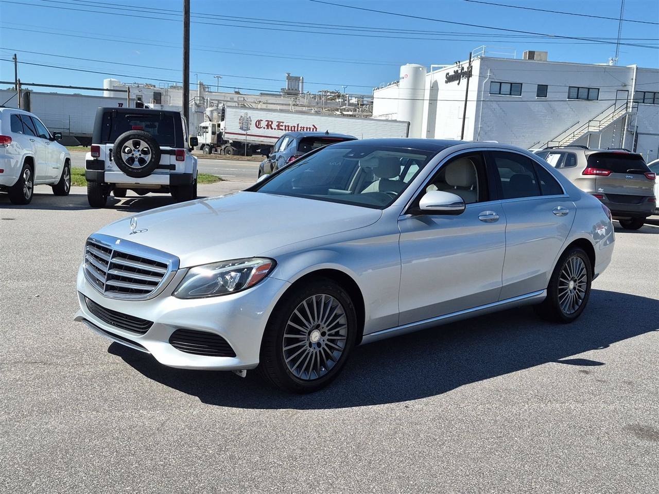 Used 2016 Mercedes-Benz C 300 4MATIC Sedan image 7