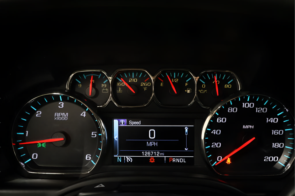 Used 2018 Chevrolet Tahoe LS AWD/4WD image 12