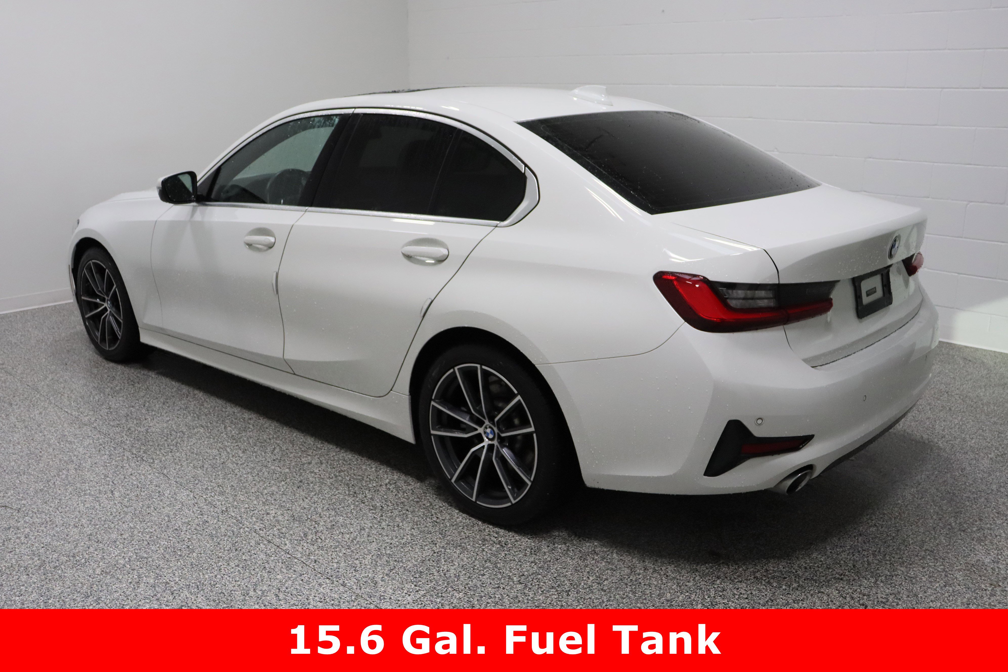 Used 2020 BMW 330i Sedan w/ Premium Package image 9