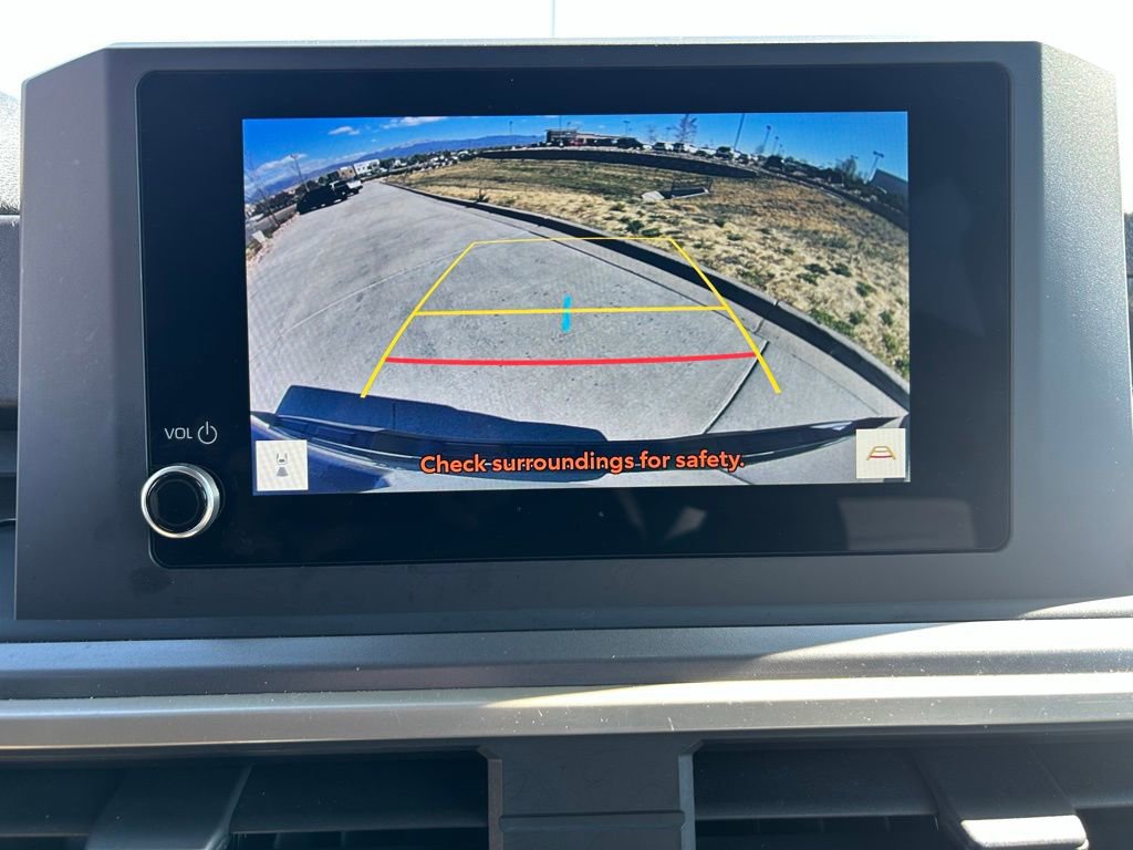 Used 2024 Toyota Tacoma TRD Off-Road AWD/4WD image 17