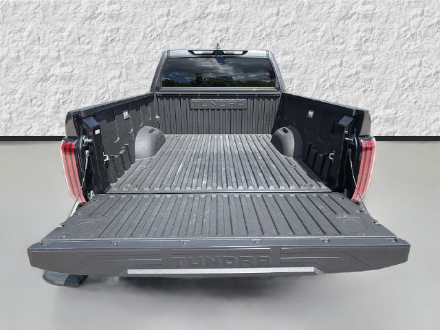 Used 2025 Toyota Tundra Platinum AWD/4WD image 12