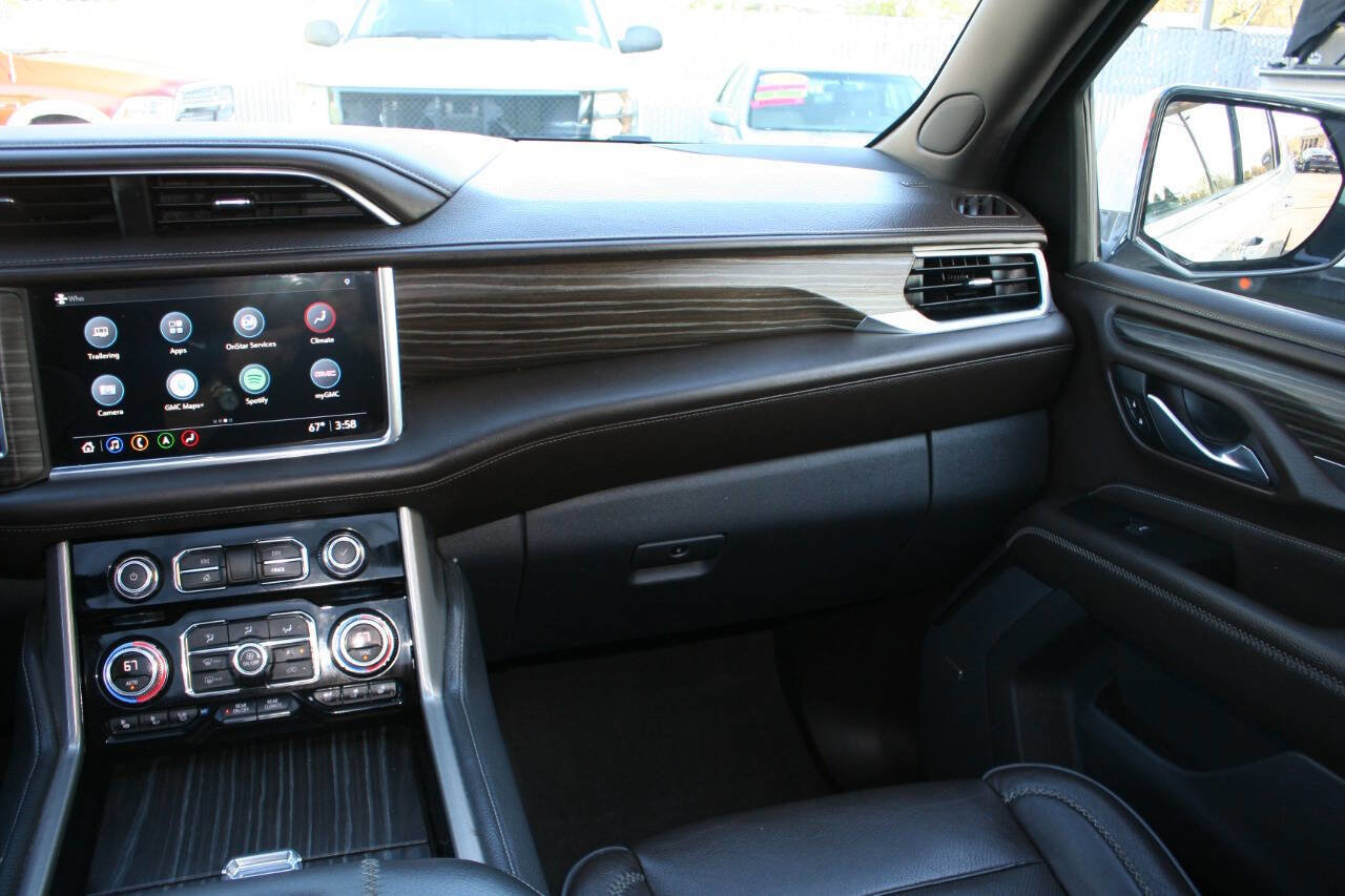 Used 2021 GMC Yukon Denali w/ Denali Premium Package image 14