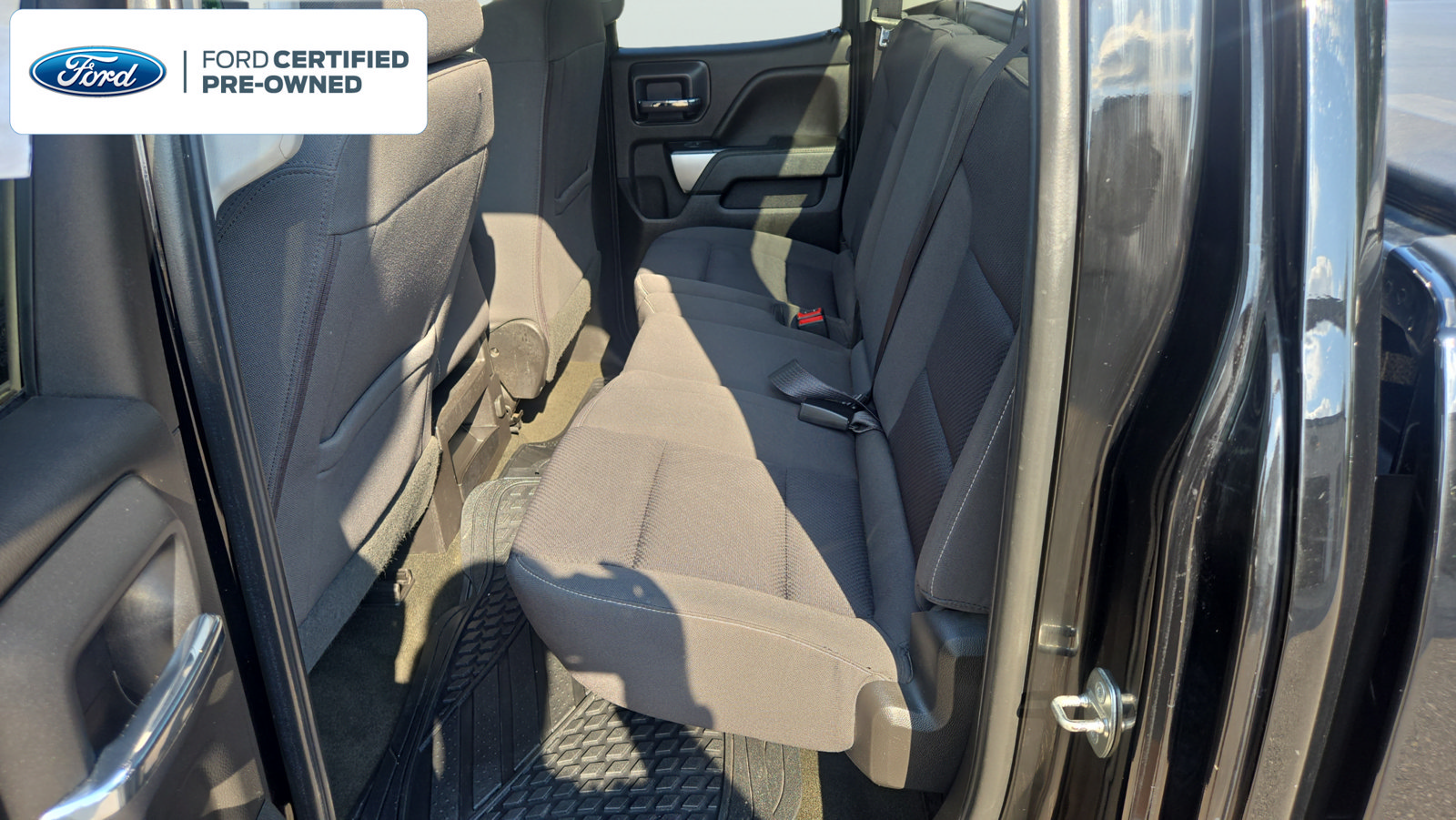 Used 2018 Chevrolet Silverado 1500 LT AWD/4WD image 25