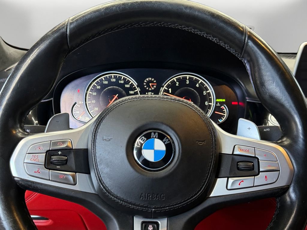 Used 2018 BMW M760i xDrive AWD/4WD image 22