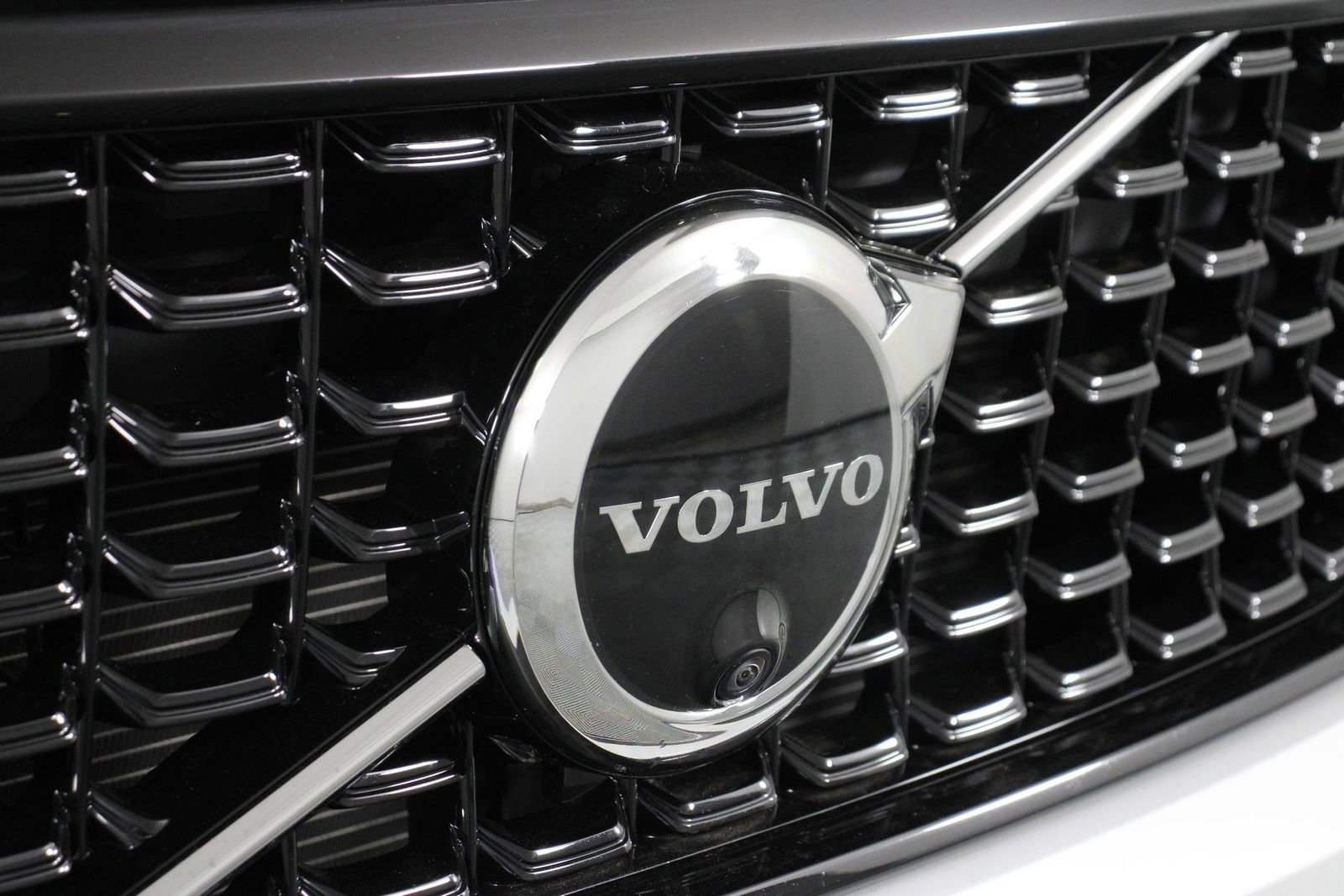 Used 2023 Volvo XC40 B5 Ultimate w/ Protection Package Premier AWD/4WD image 27
