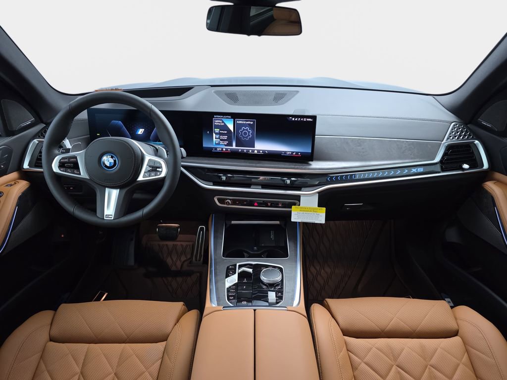 New 2026 BMW X5 xDrive50e w/ M Sport Package image 10