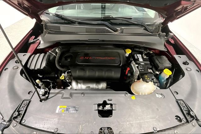 Used 2022 Jeep Compass Latitude image 32