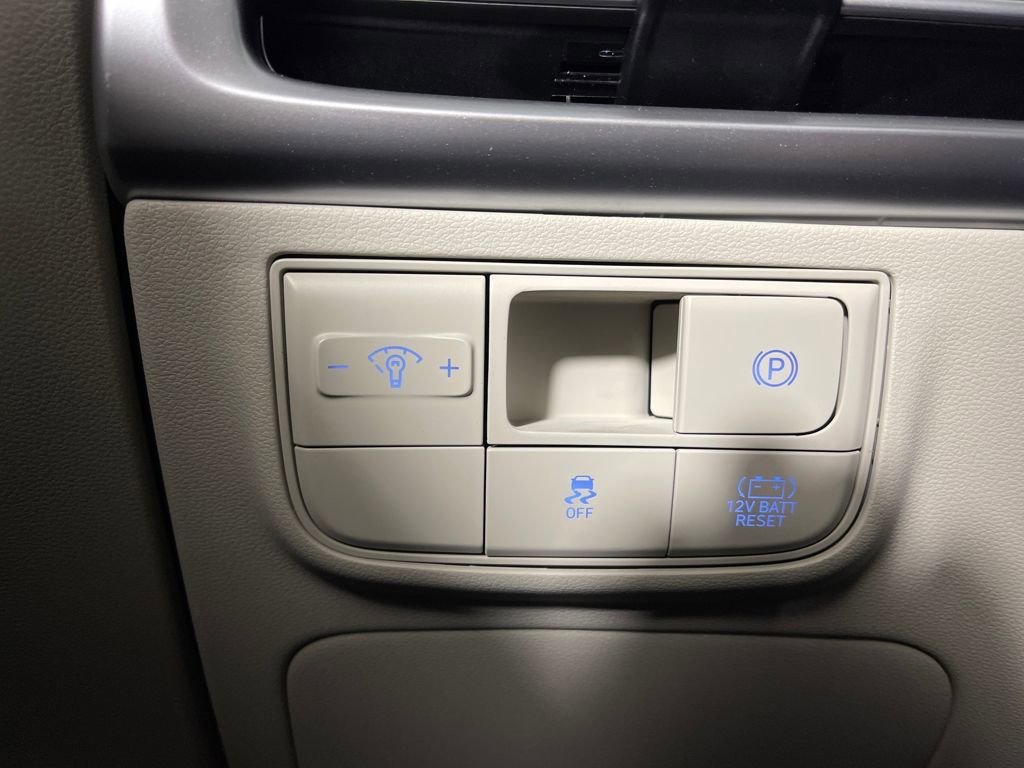 New 2026 Hyundai Tucson Blue SE AWD/4WD image 30