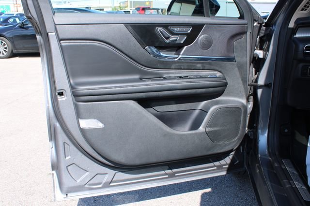 Used 2024 Lincoln Corsair AWD w/ Equipment Group 101A image 10