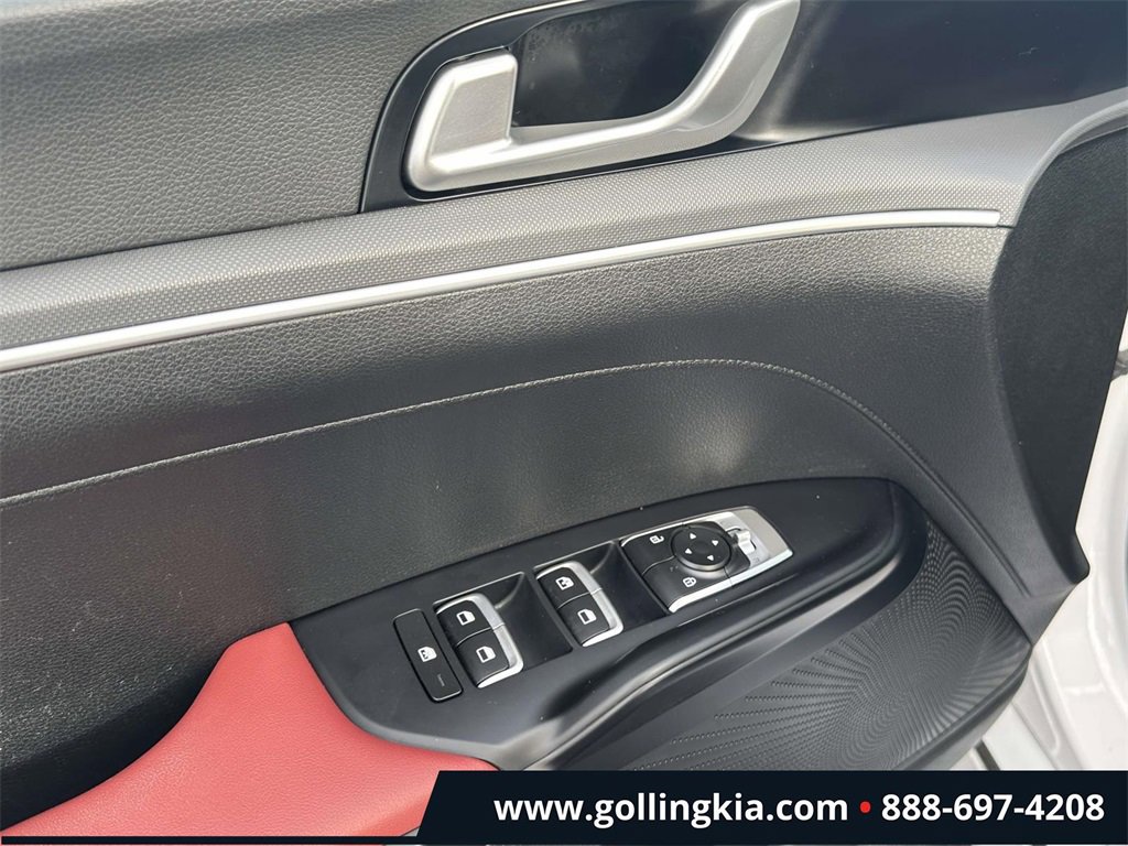 Used 2023 Kia K5 GT-Line image 16
