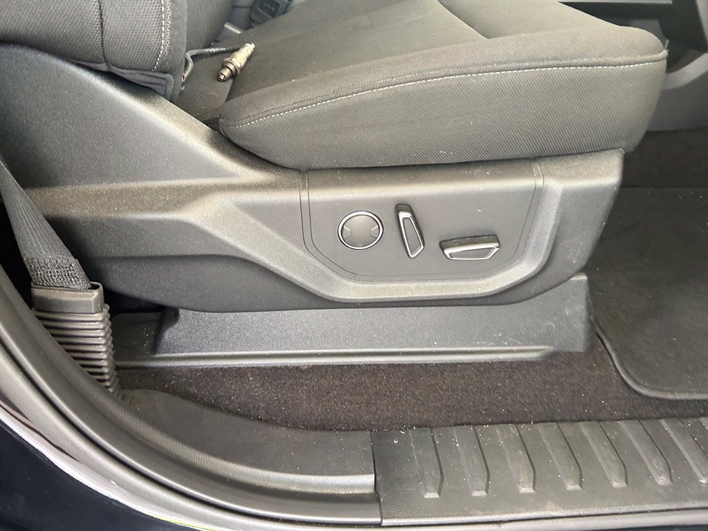 Used 2018 Ford F150 XLT w/ Equipment Group 302A Luxury RWD image 24