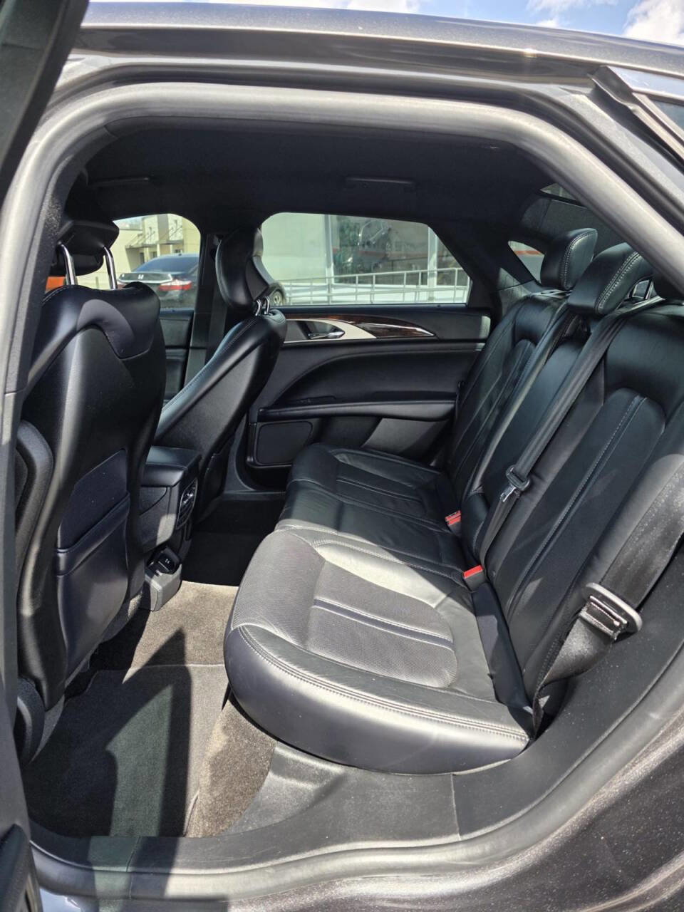 Used 2018 Lincoln MKZ Reserve image 17