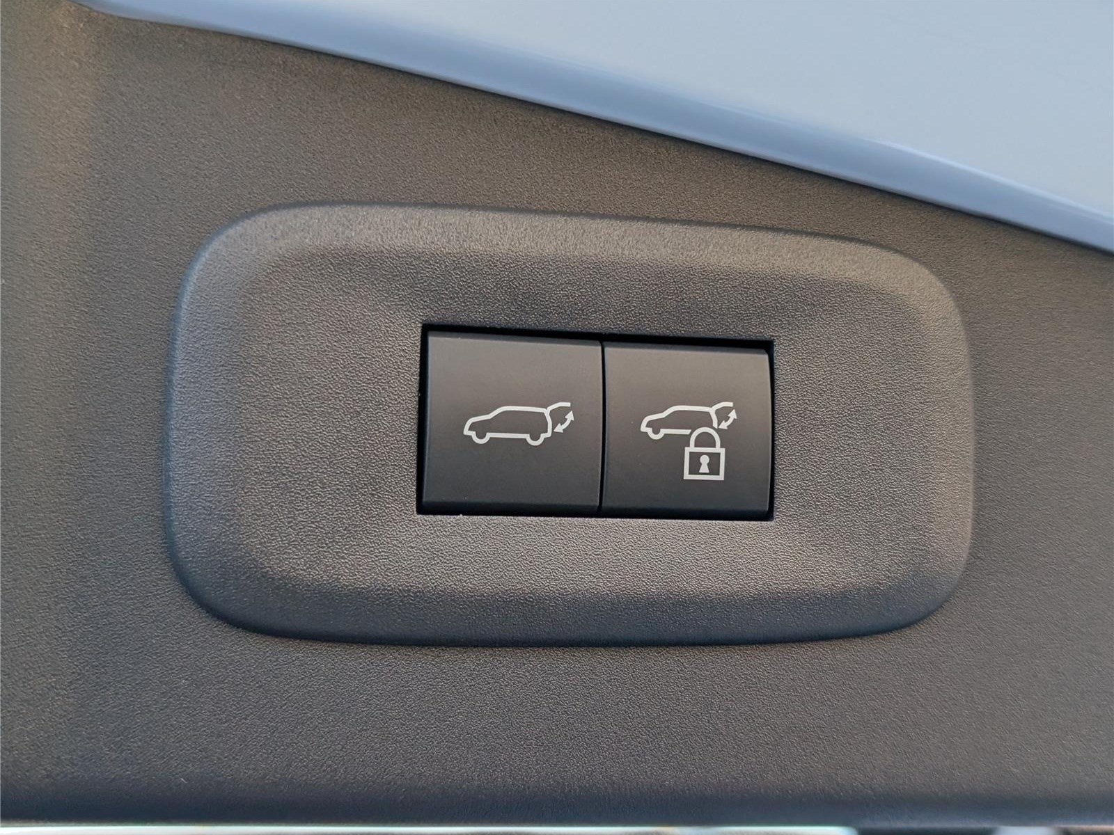 New 2026 Lexus RZ 450e AWD w/ Technology Package image 10