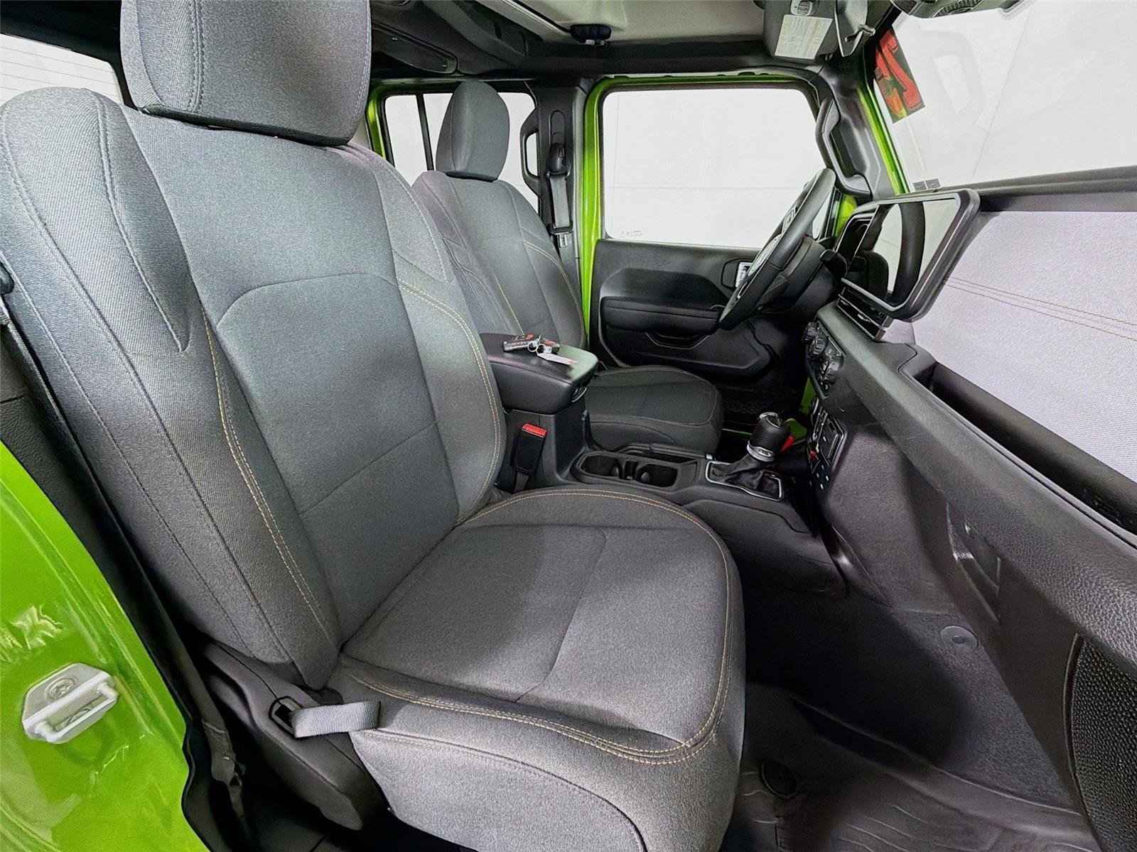 Used 2025 Jeep Gladiator Willys image 27