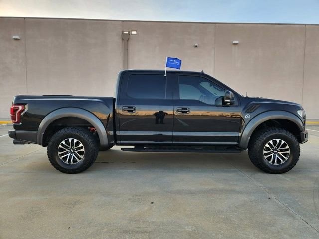 Certified 2020 Ford F150 Raptor w/ Equipment Group 802A Luxury image 4