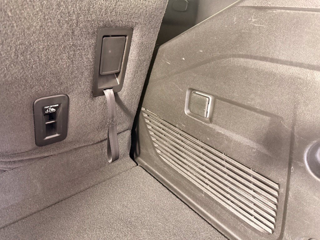 Used 2024 Chevrolet Tahoe LT AWD/4WD image 18