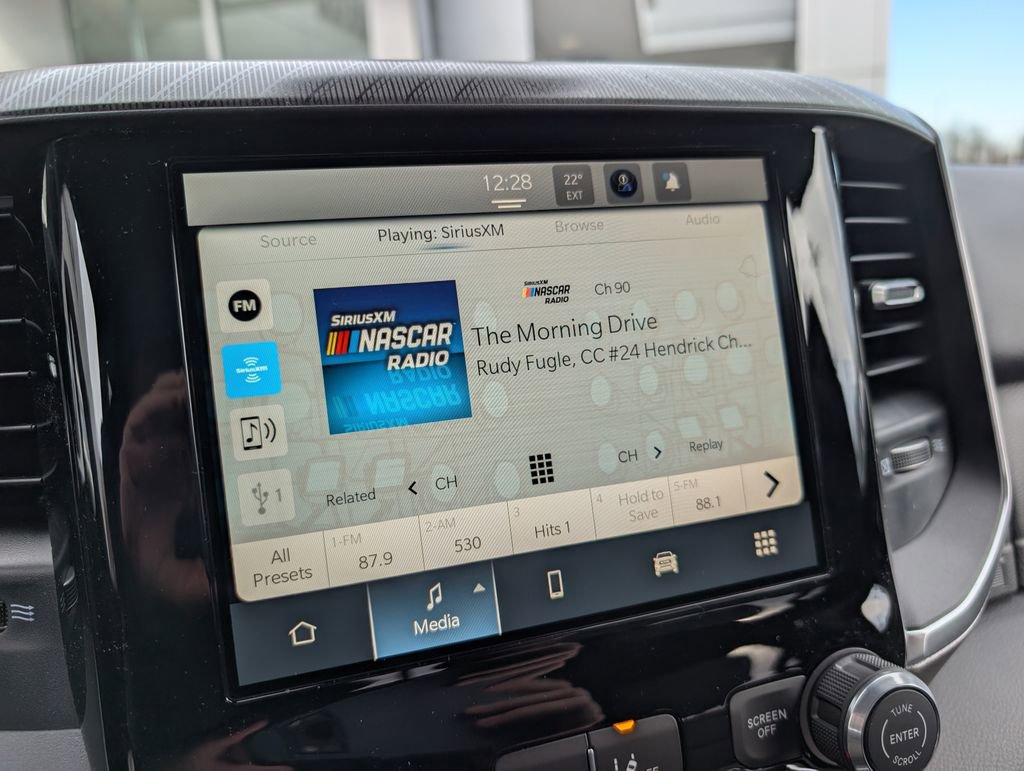 New 2026 RAM 1500 4x4 Crew Cab image 23