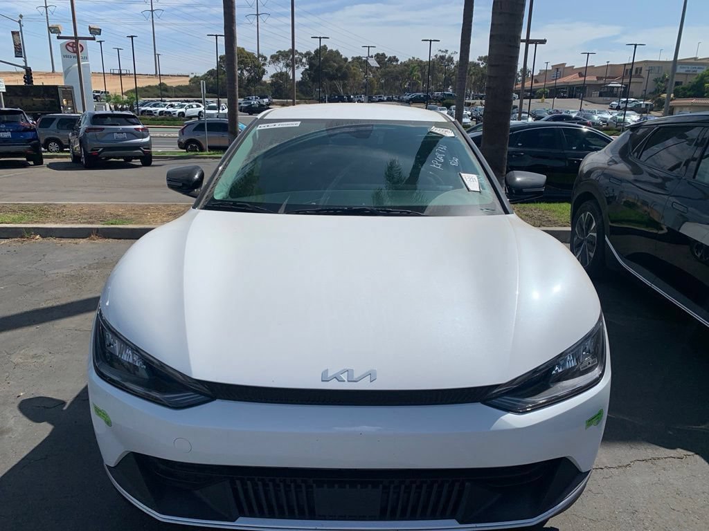 Certified 2023 Kia EV6 Light RWD image 3