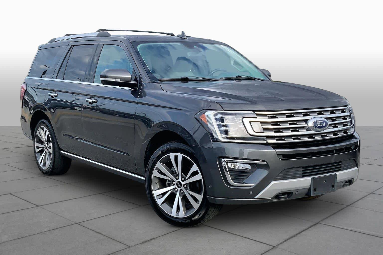 Used 2020 Ford Expedition Limited w/ Equipment Group 302A AWD/4WD image 3