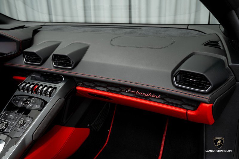 Used 2019 Lamborghini Huracan LP 580-2 image 45