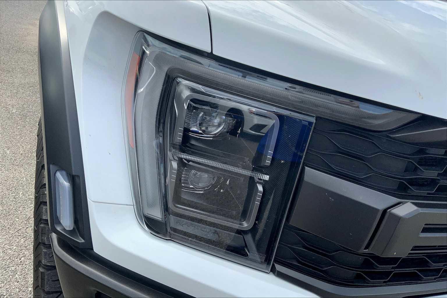 Certified 2023 Ford F150 Raptor w/ Raptor Carbon Fiber Package image 27