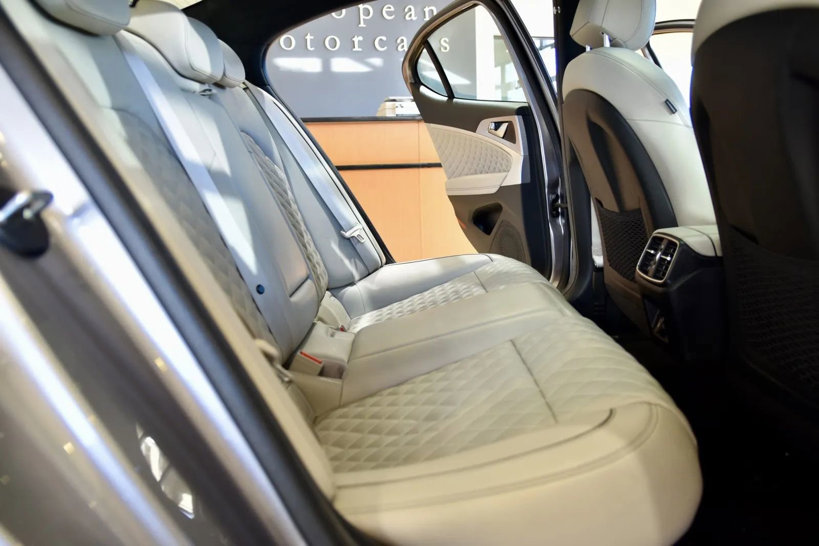 Used 2023 Genesis G70 3.3T Sport Prestige w/ Sport Prestige Package image 23