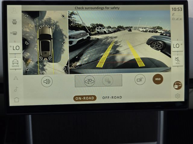 Used 2025 Land Rover Range Rover SE AWD/4WD image 16