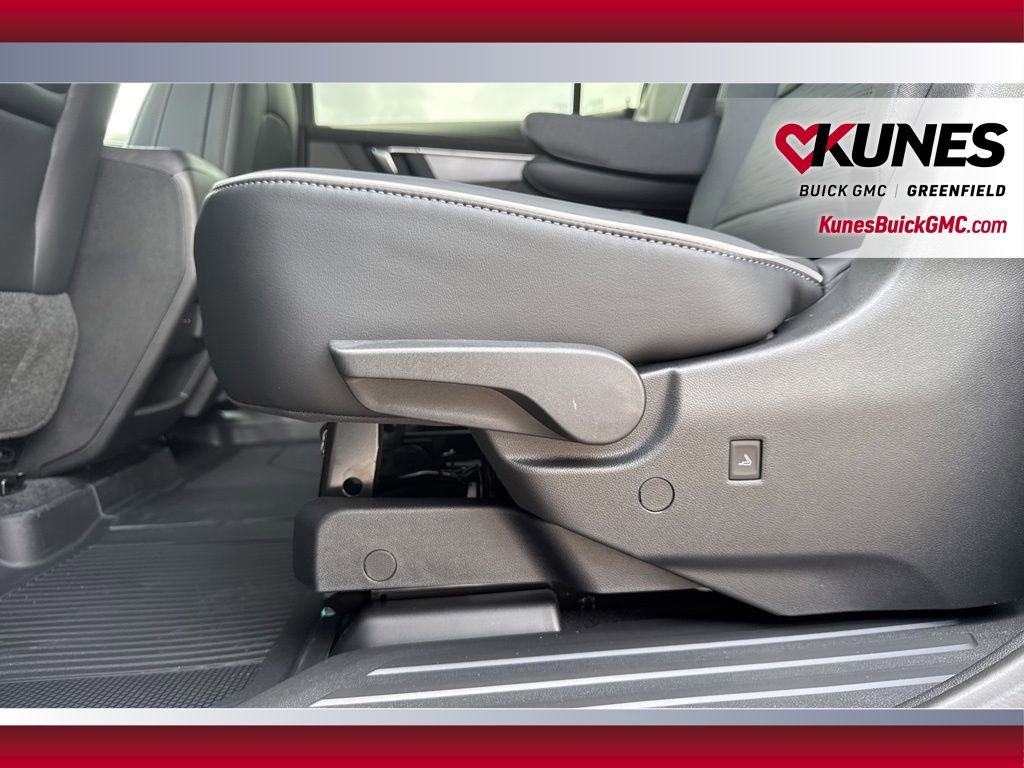 New 2026 Buick Enclave Sport Touring w/ Power Package image 41