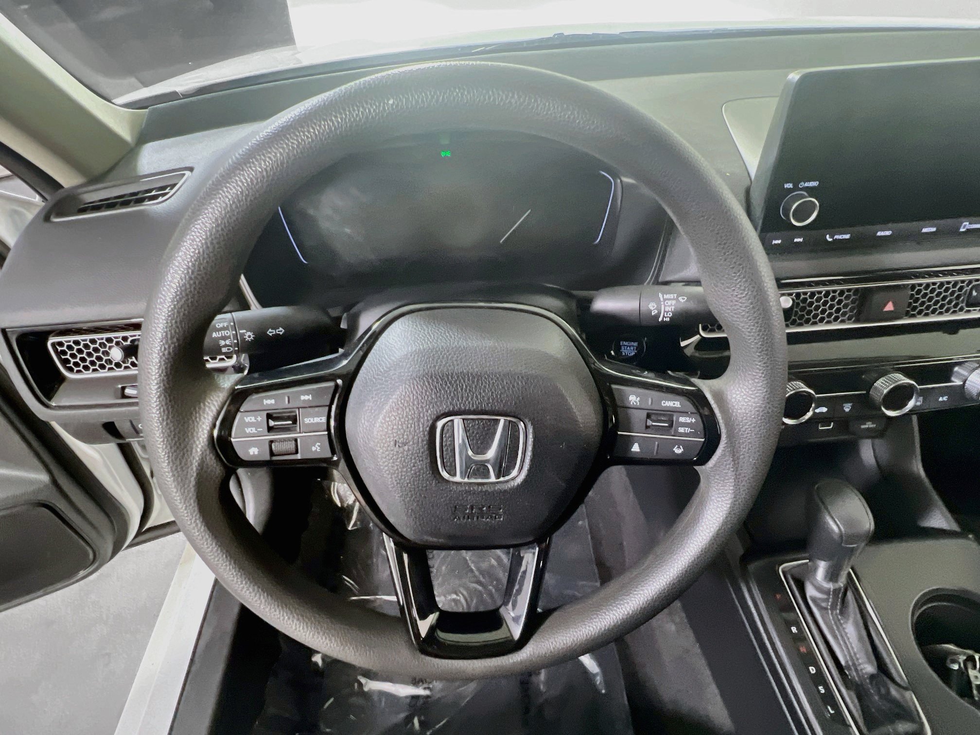 Used 2023 Honda Civic LX image 11