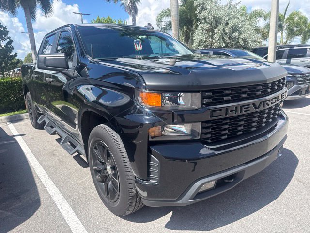 Used 2021 Chevrolet Silverado 1500 Custom w/ Safety Confidence Package RWD image 3