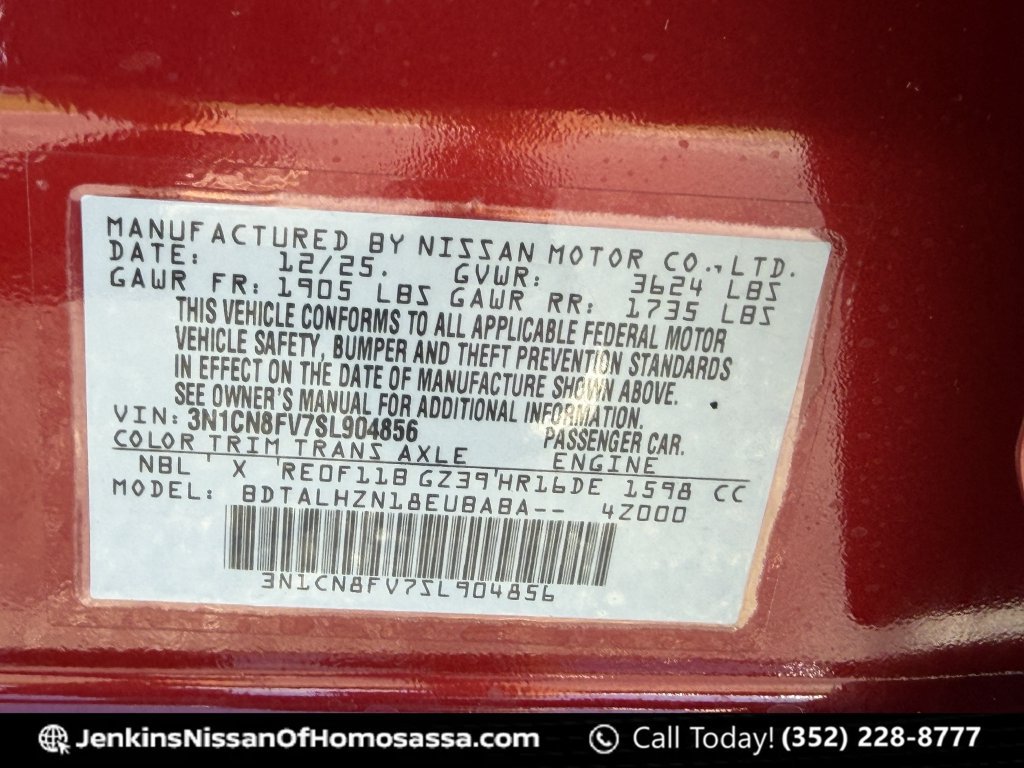 Certified 2025 Nissan Versa SR w/ Trunk Package FWD image 45