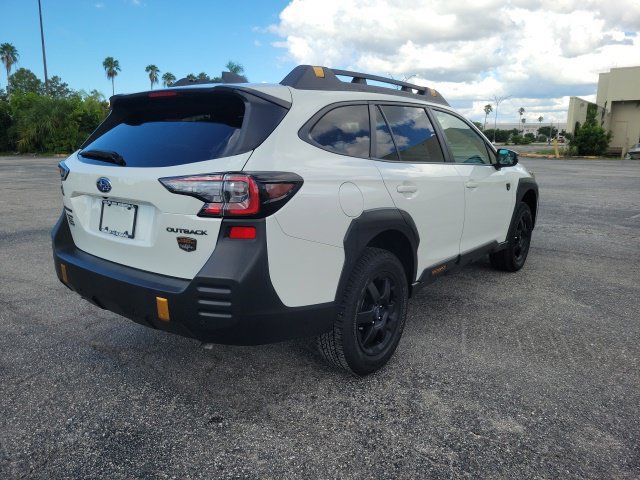 Certified 2025 Subaru Outback Wilderness AWD/4WD image 6