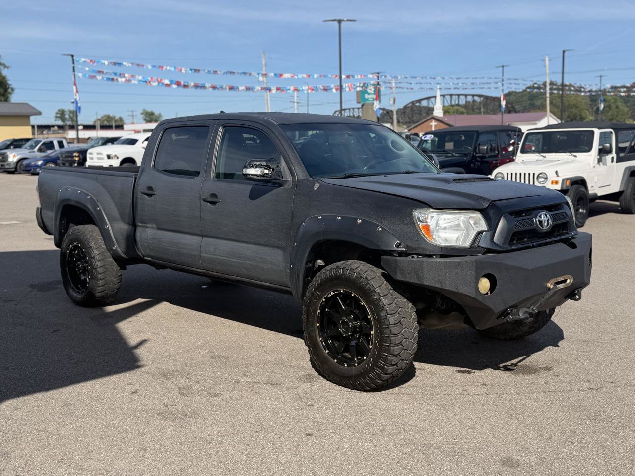 Used 2012 Toyota Tacoma 4x4 Double Cab w/ TRD Sport Upgrade Pkg image 3