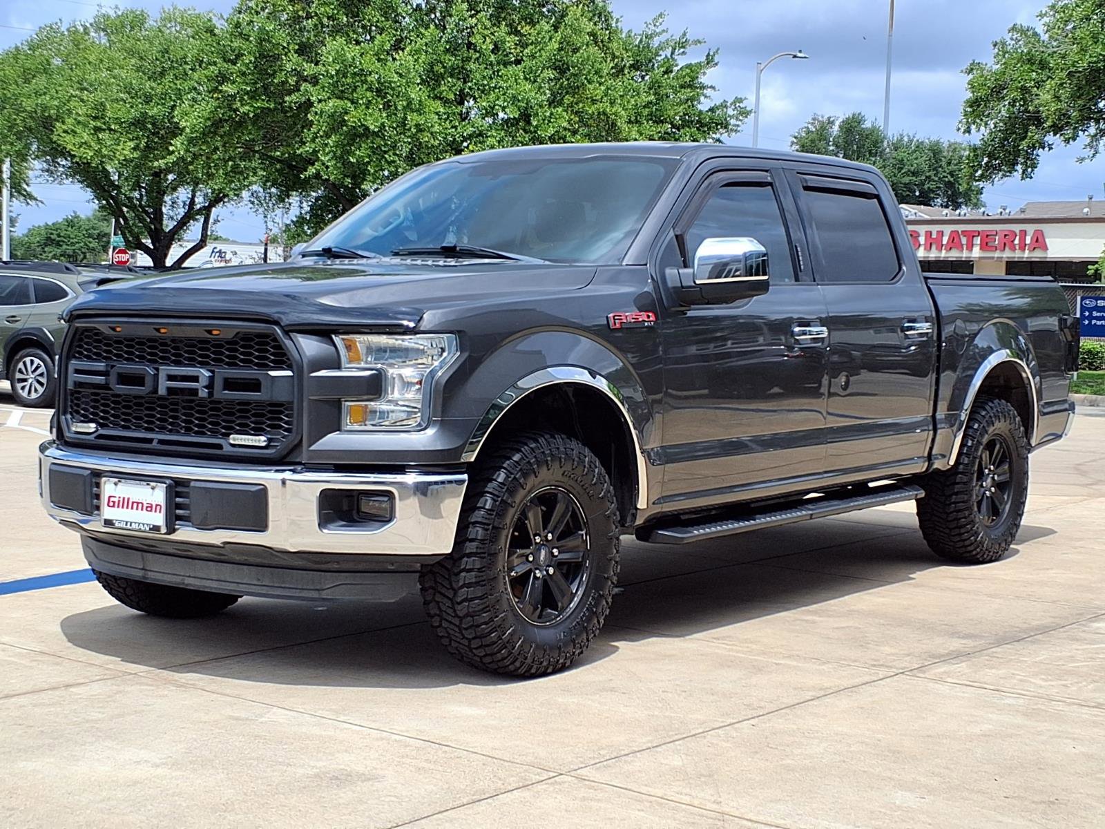 Used 2015 Ford F150 XLT image 21