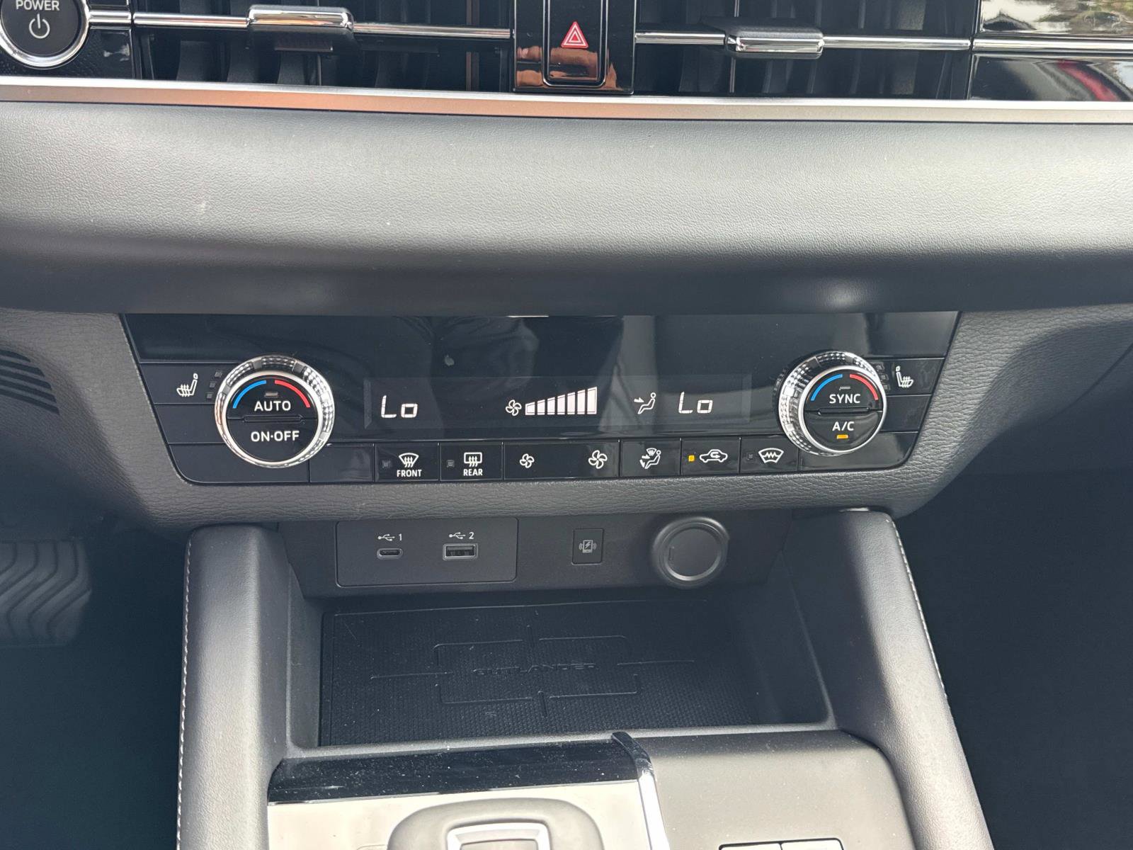 New 2025 Mitsubishi Outlander 4WD Plug-In Hybrid image 25