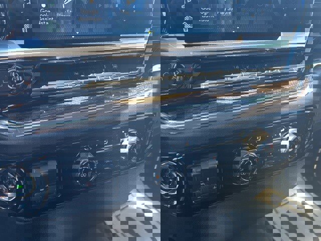 Used 2024 Chevrolet Silverado 2500 LT image 23