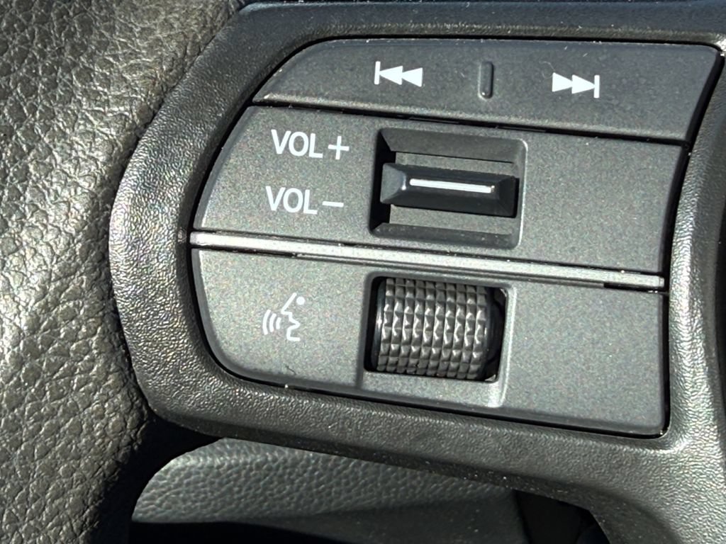 Used 2025 Honda Accord SE image 18