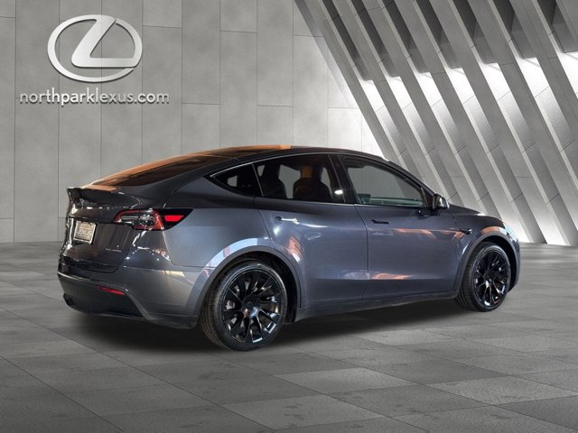Used 2021 Tesla Model Y Long Range image 6