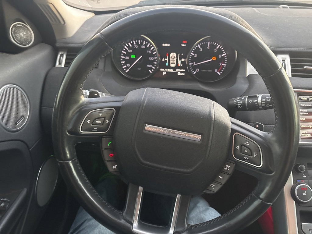 Used 2015 Land Rover Range Rover Evoque Pure Plus image 11