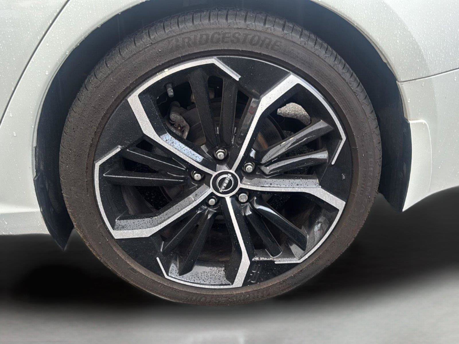 Used 2023 Nissan Altima 2.5 SR FWD image 17