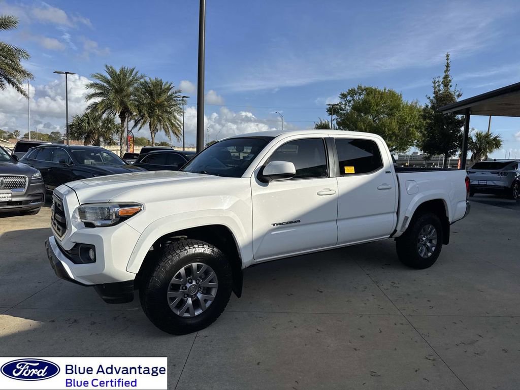 Used 2017 Toyota Tacoma SR5 w/ Tow Package image 5