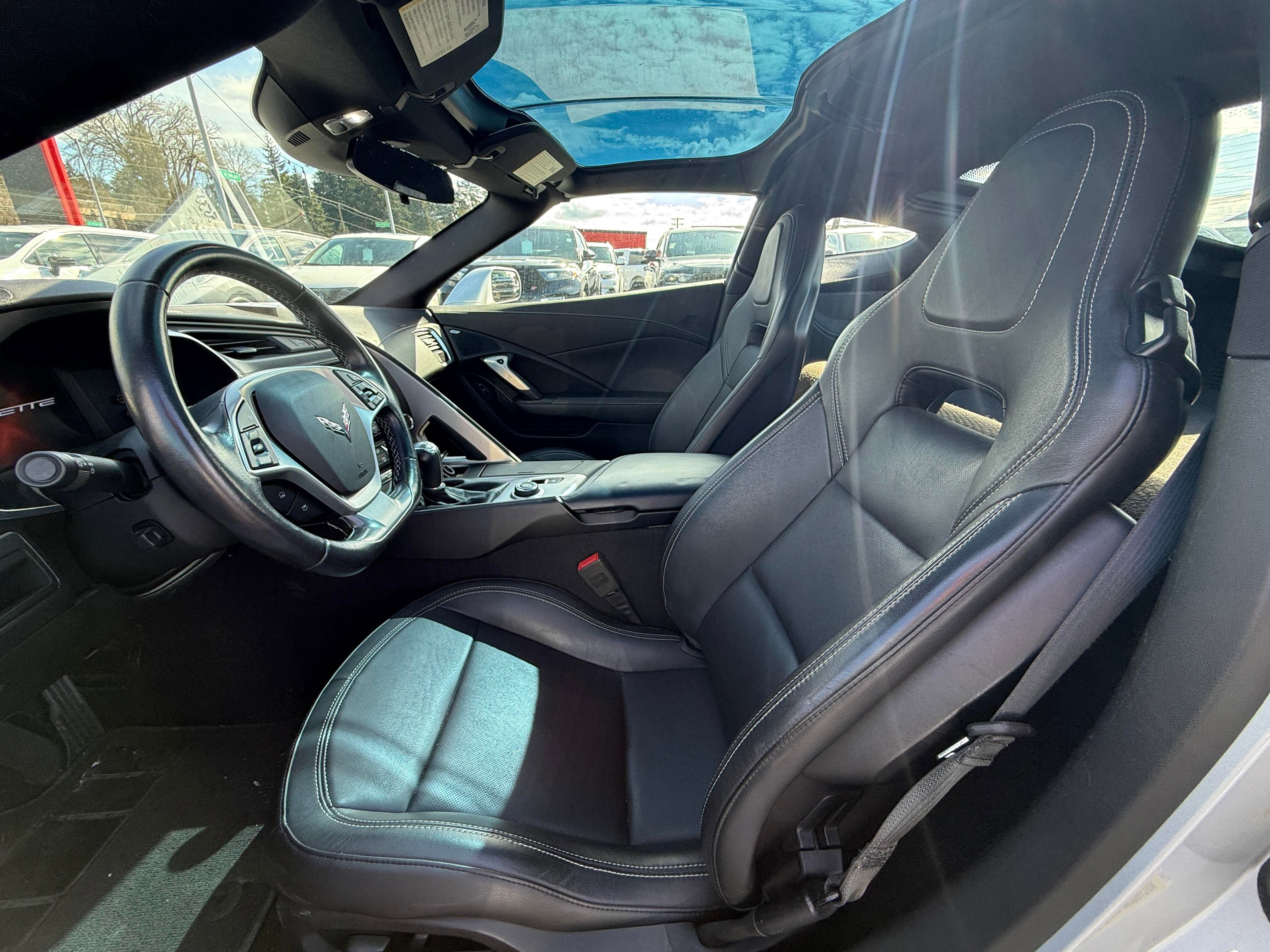 Used 2019 Chevrolet Corvette Stingray Coupe w/ Carbon Flash Badge Package image 7
