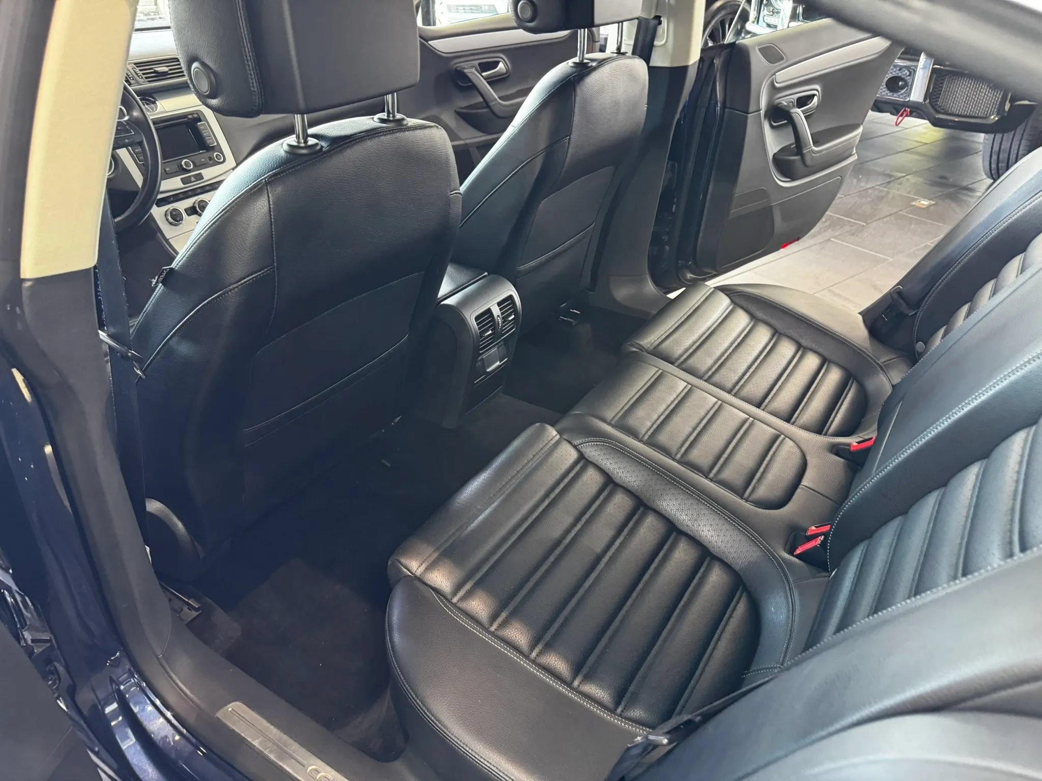 Used 2013 Volkswagen CC Sport Plus FWD image 18
