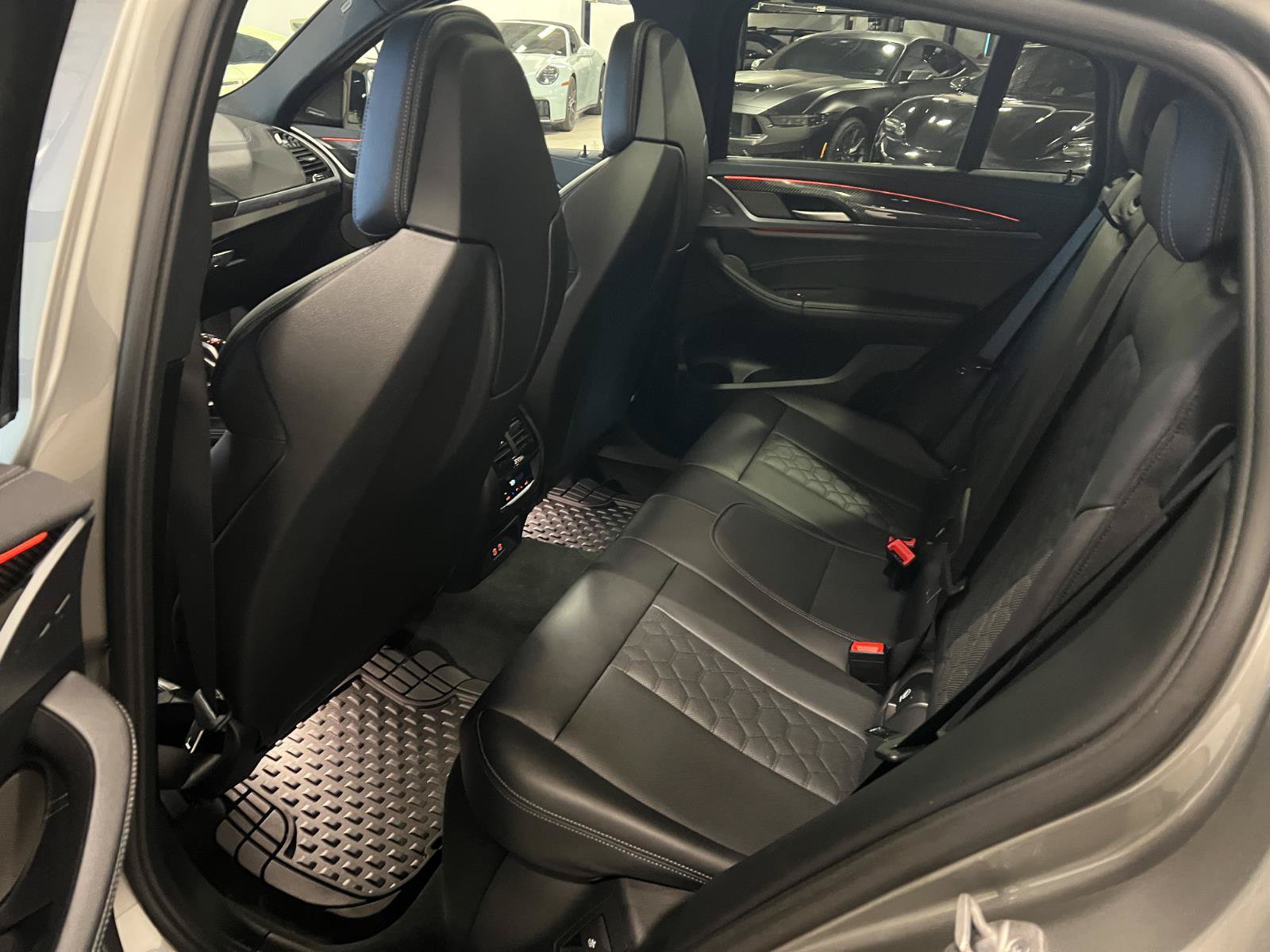 Used 2021 BMW X4 M AWD/4WD image 32