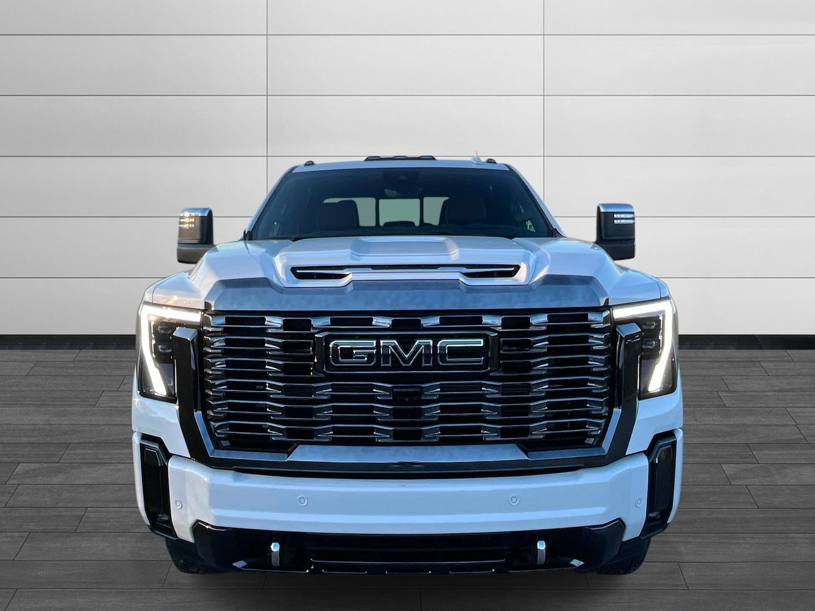 Used 2024 GMC Sierra 2500 Denali Ultimate AWD/4WD image 8