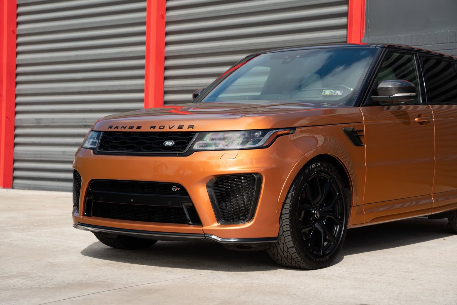Used 2020 Land Rover Range Rover Sport SVR image 2