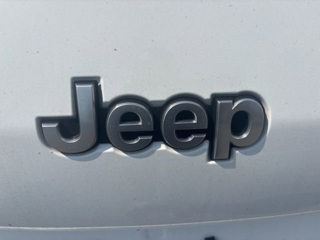 Used 2023 Jeep Grand Cherokee L Summit w/ Luxury Tech Group V image 15