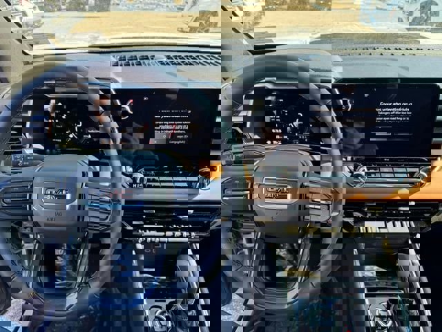 New 2026 GMC Canyon AT4 image 24