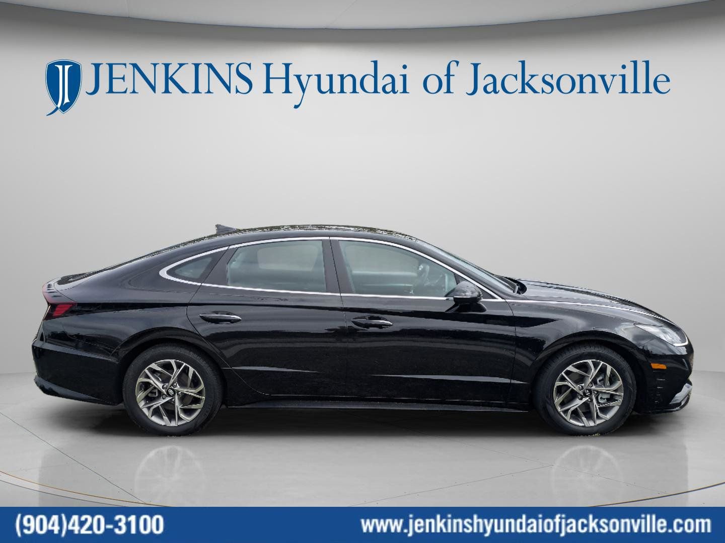Used 2021 Hyundai Sonata SEL w/ Convenience Package FWD image 2