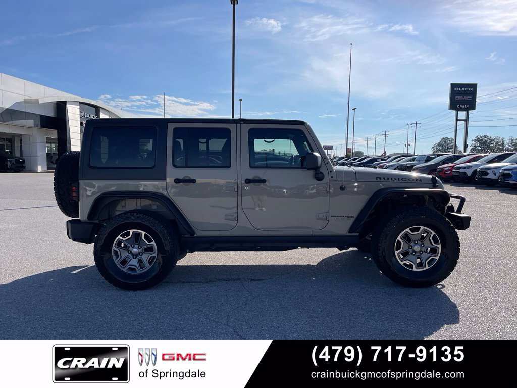 Used 2018 Jeep Wrangler Unlimited Rubicon w/ Cold Weather Group AWD/4WD image 9
